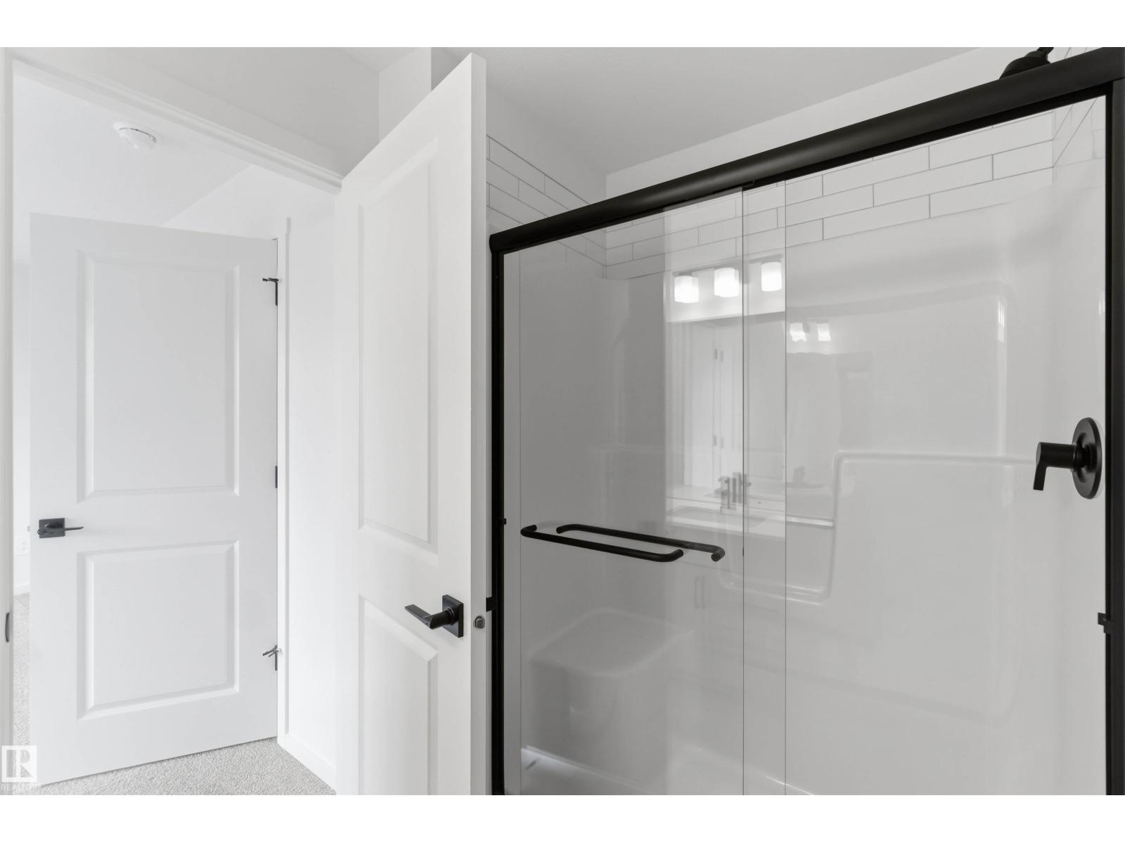 8816 Edgemont LI NW - 23