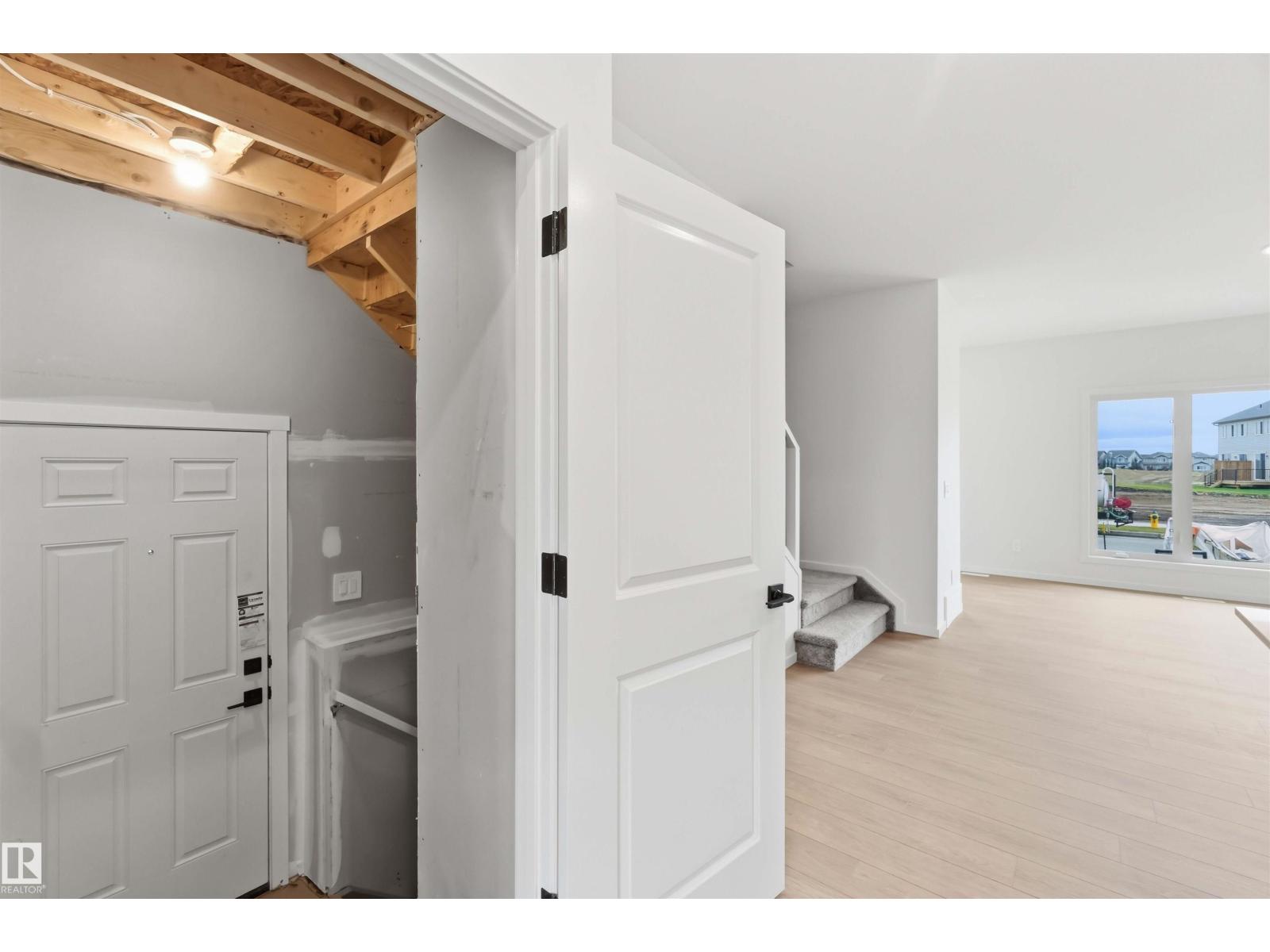 8816 Edgemont LI NW - 8