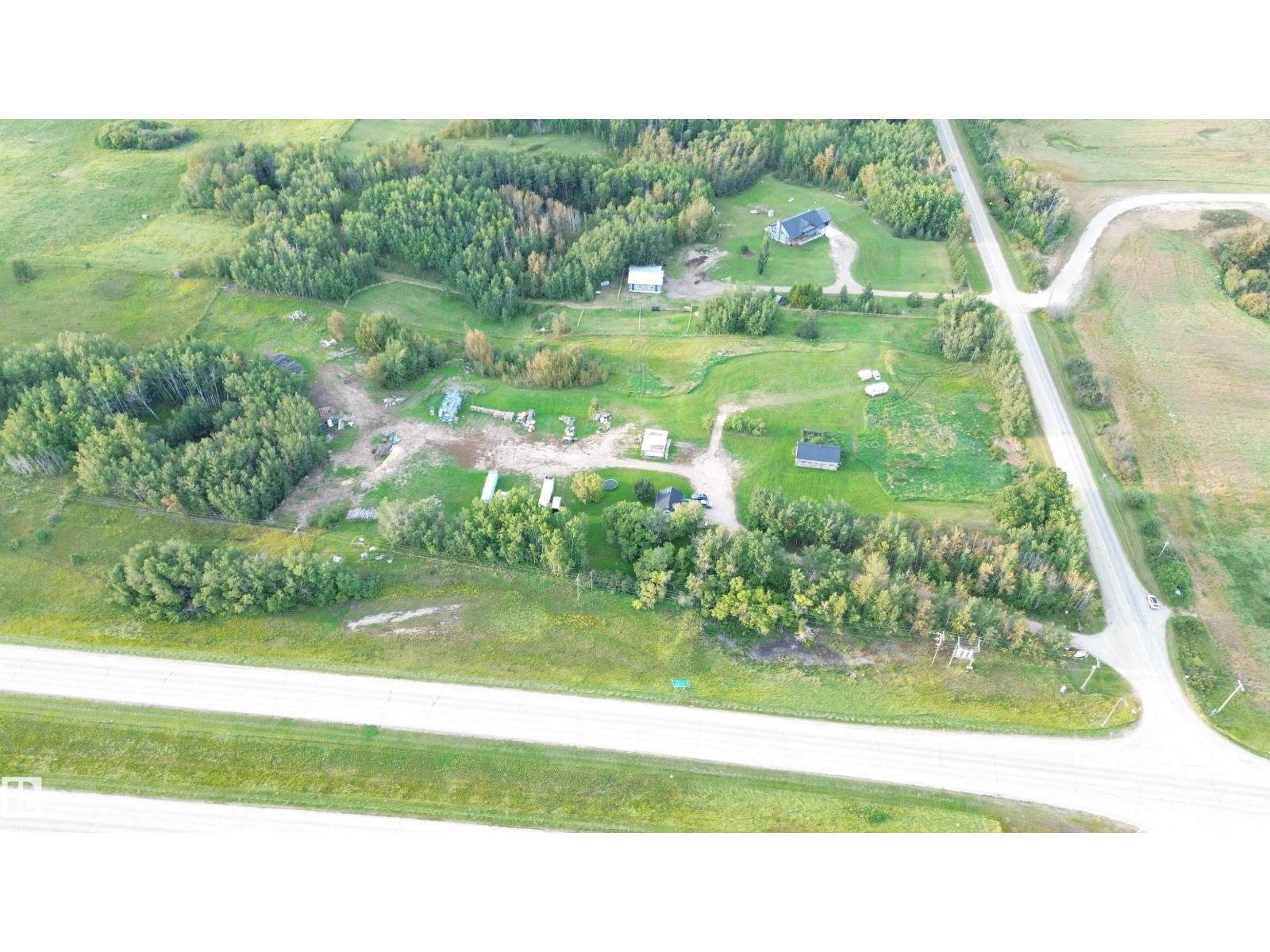 53002 RGE ROAD 13 - 4