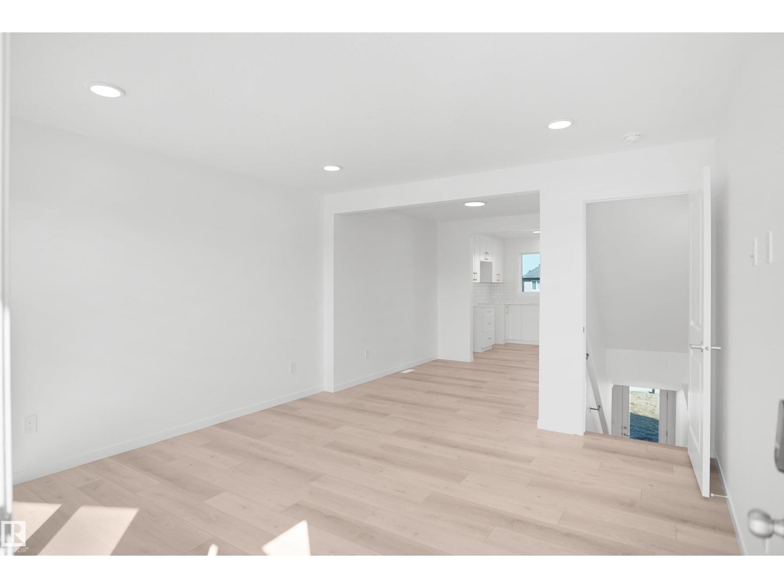 4344 KINGLET DR NW, Edmonton — photo 4