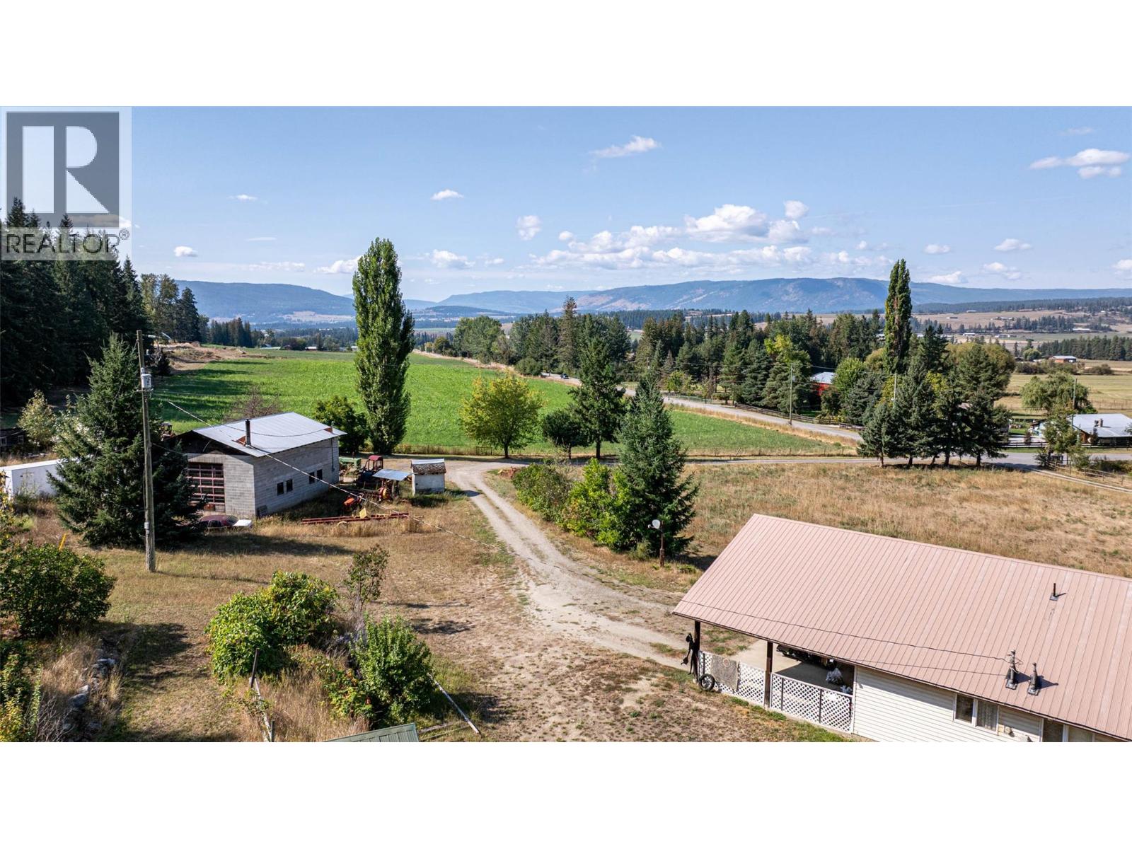  4596 Back Enderby Road, Spallumcheen