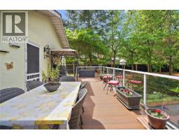 6864 East Saanich Rd, Central Saanich, BC V8Z5Y9 Photo 35