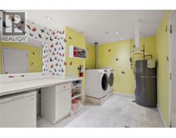 6864 East Saanich Rd, Central Saanich, BC V8Z5Y9 Photo 38