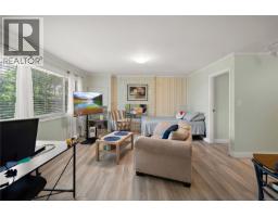 6864 East Saanich Rd, Central Saanich, BC V8Z5Y9 Photo 39
