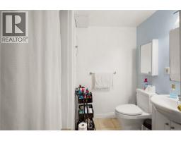 6864 East Saanich Rd, Central Saanich, BC V8Z5Y9 Photo 45
