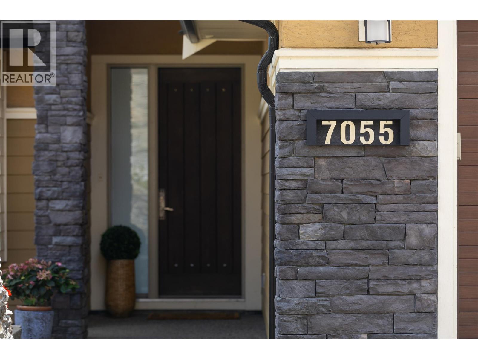 7055 Apex Drive, Vernon