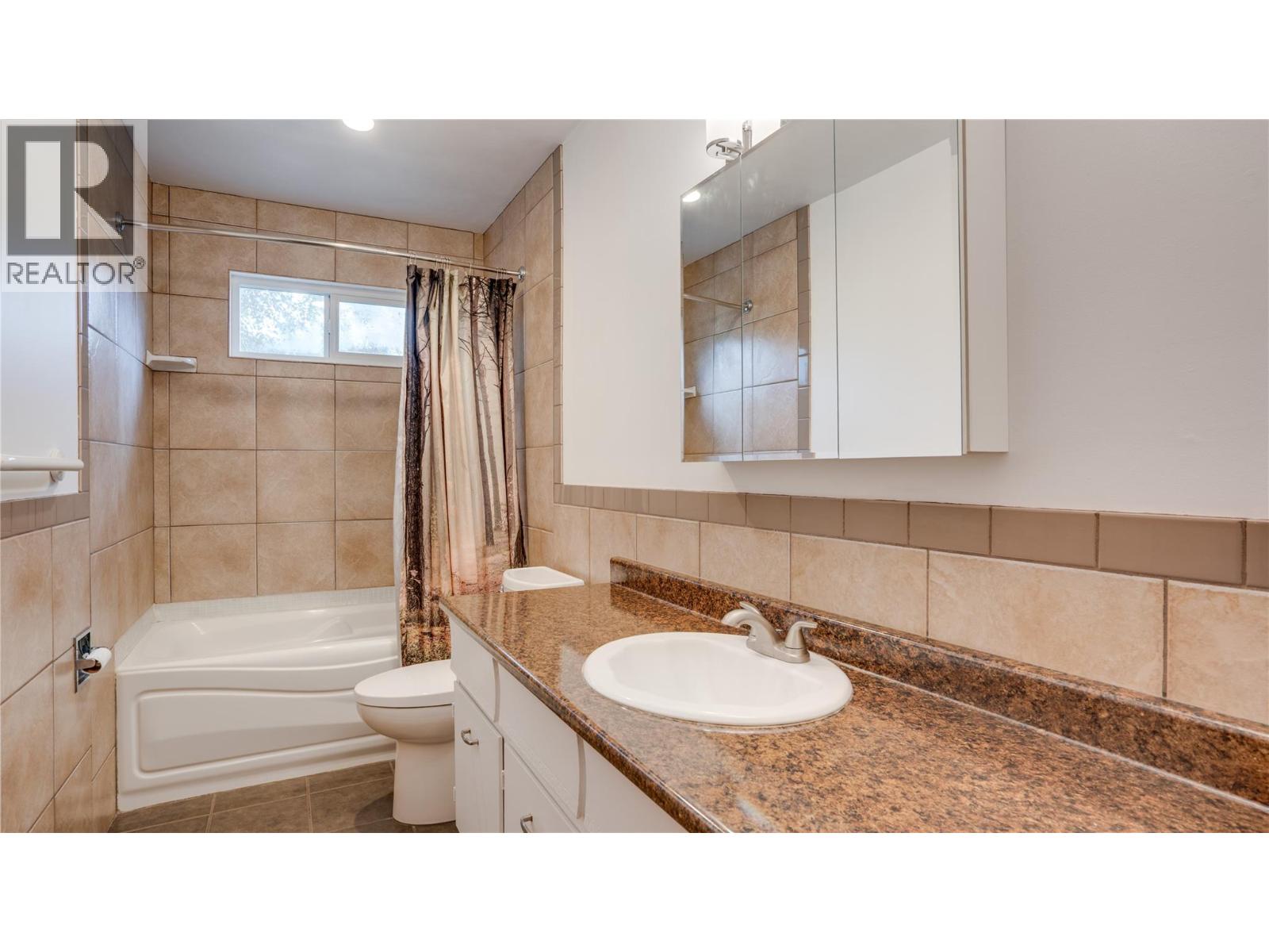 1240 Serene Drive - 10