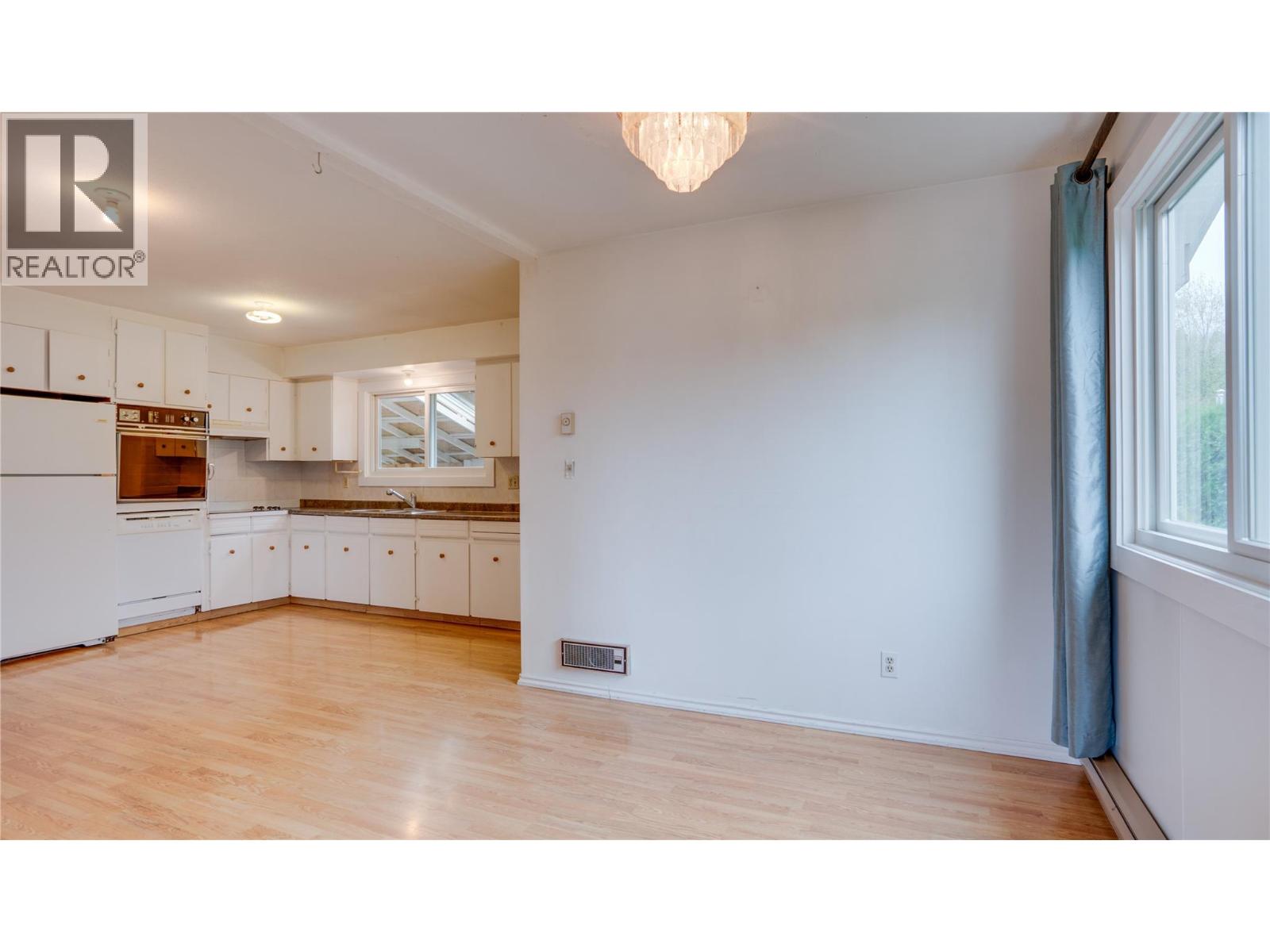 1240 Serene Drive - Image 7