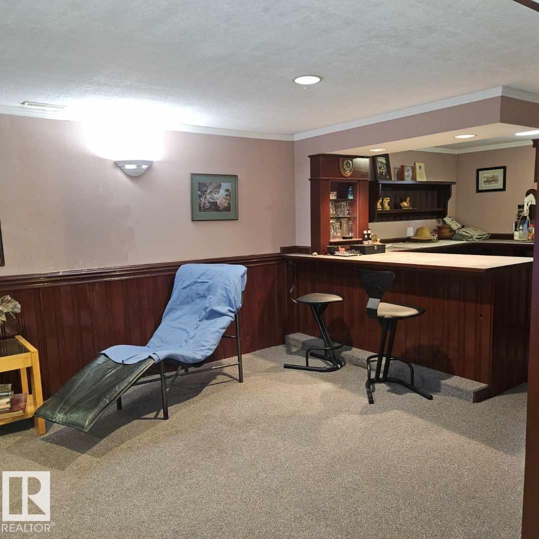6551 112A ST NW - 25