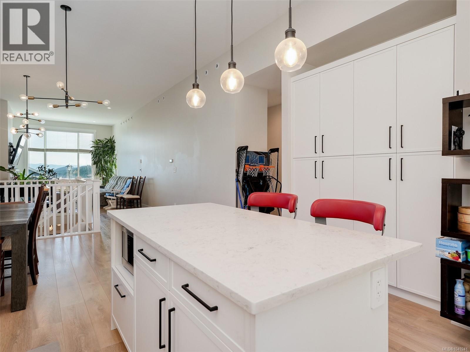  2532 Obsidian Place, Langford