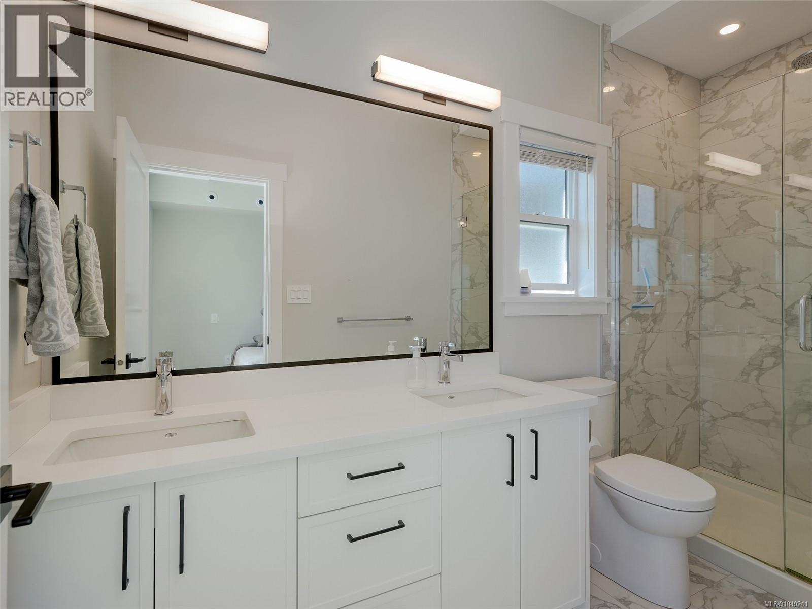  2532 Obsidian Place, Langford