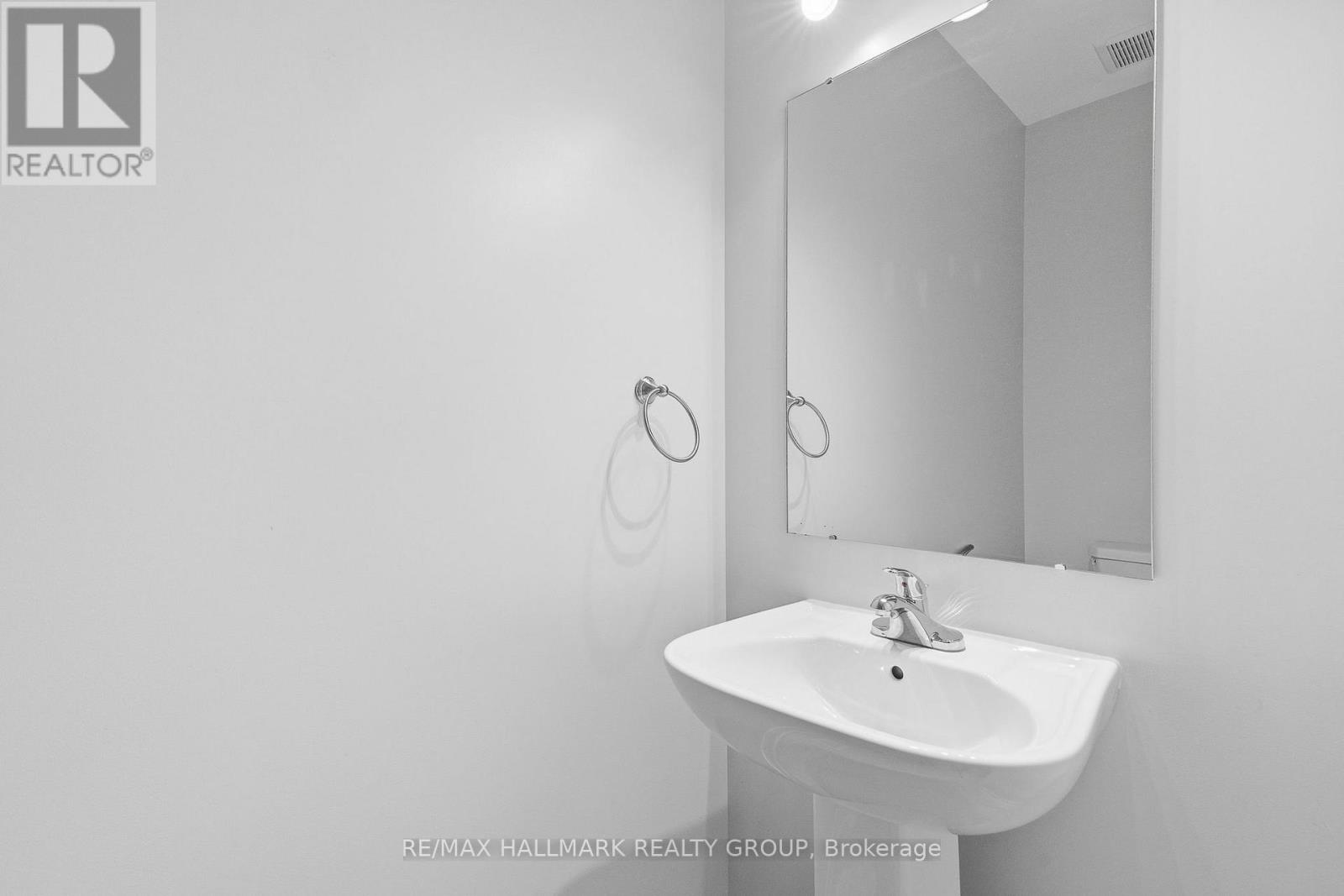 140 TURQUOISE STREET - 6