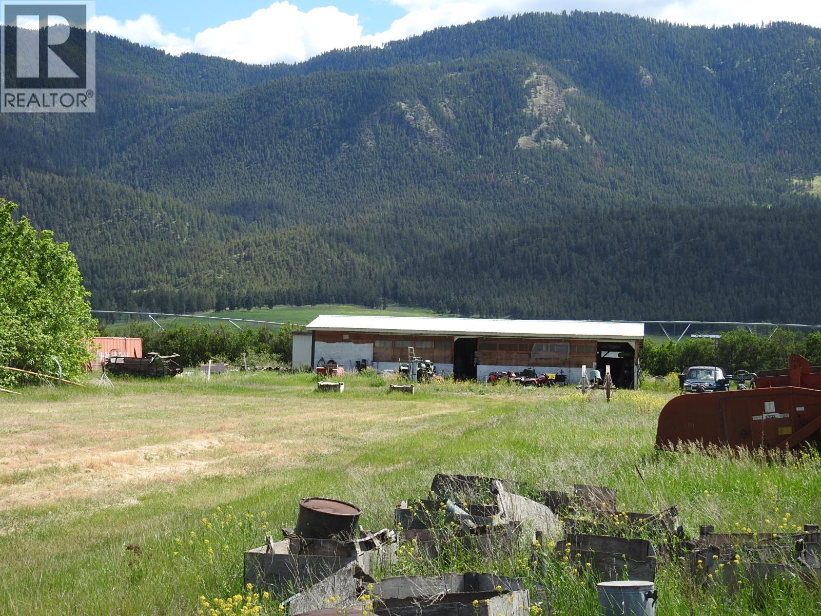 5569 Kamloops-Vernon Highway, Westwold — photo 7