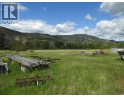 5569 Kamloops-vernon Highway, Westwold, BC V0E3B1 Photo 12