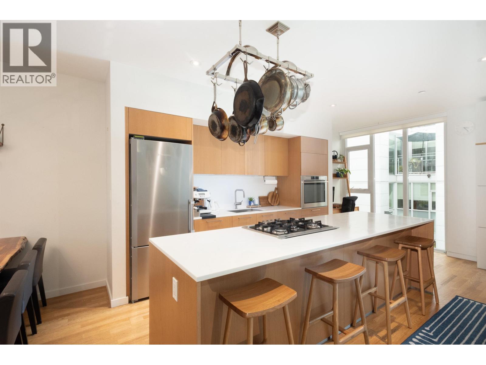 2220 WILLOW STREET, Vancouver