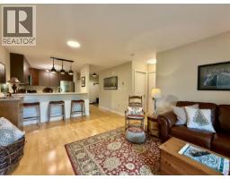 404 5631 Inlet Avenue, Sechelt, BC V7Z0J1 Photo 10