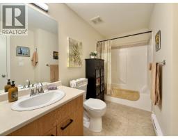 404 5631 Inlet Avenue, Sechelt, BC V7Z0J1 Photo 18