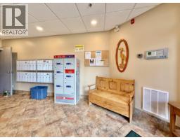 404 5631 Inlet Avenue, Sechelt, BC V7Z0J1 Photo 22
