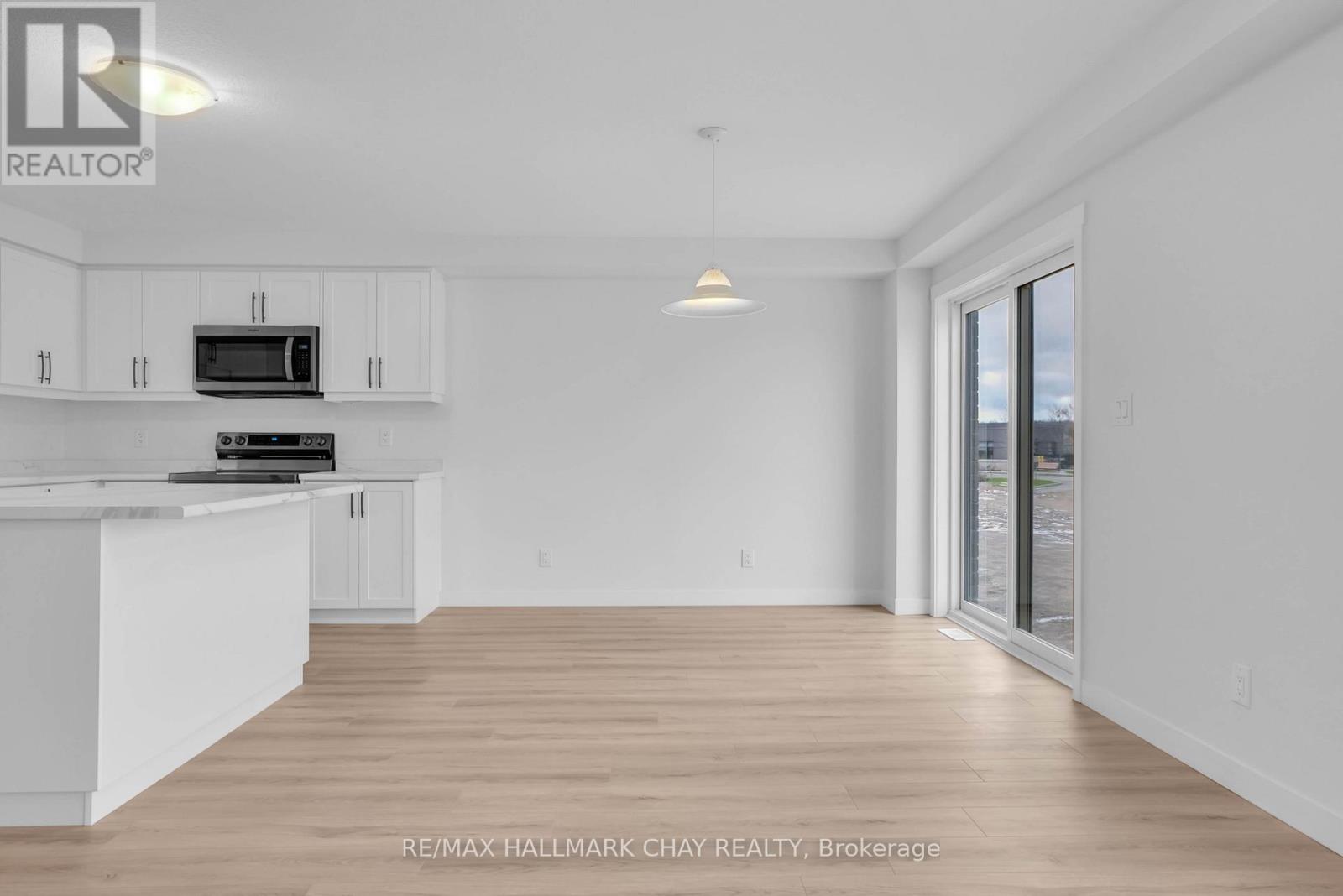 6 BEVERLY STREET, Springwater (Elmvale) — photo 7