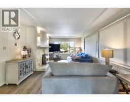 3028 Starlight Way, Coquitlam, BC V3C3P6 Photo 13