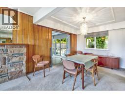 3028 Starlight Way, Coquitlam, BC V3C3P6 Photo 9