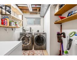 22525 Brickwood Close, Maple Ridge, BC V2X9J5 Photo 12