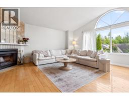 22525 Brickwood Close, Maple Ridge, BC V2X9J5 Photo 15