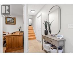22525 Brickwood Close, Maple Ridge, BC V2X9J5 Photo 6