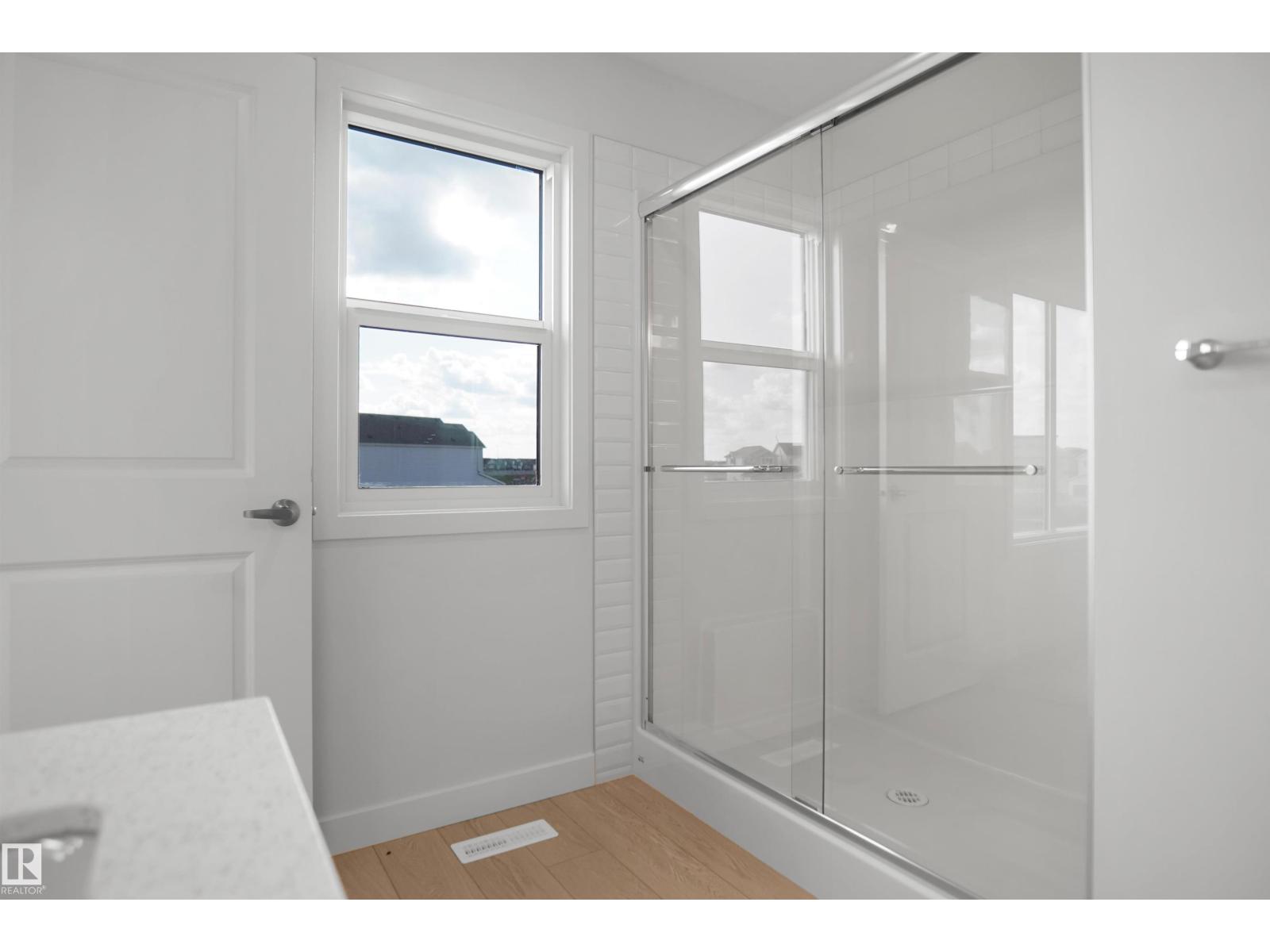 18955 28 AV NW - Image 29