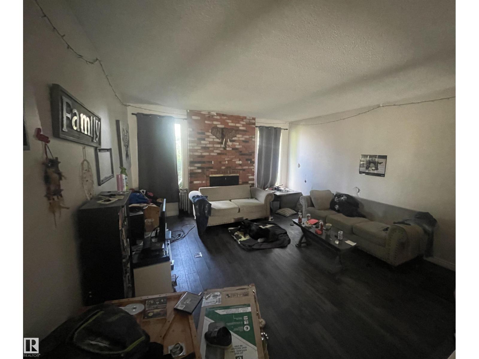 34 WOODHAVEN DR - 6