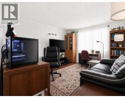 1612 24 Avenue NW - photo 26