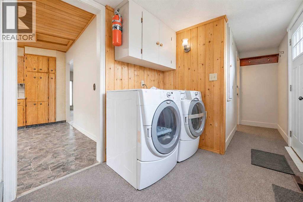 110 2 Avenue W - 20