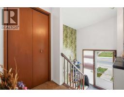 1612 24 Avenue NW - photo 10
