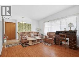 1612 24 Avenue NW - photo 13