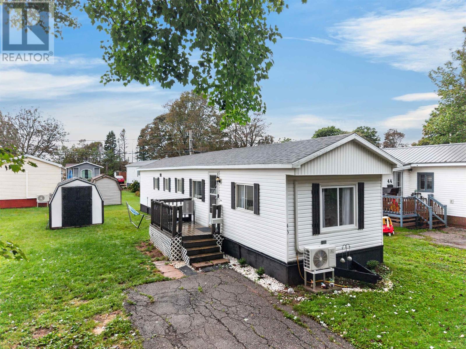 43 Linkletter Estates - 1