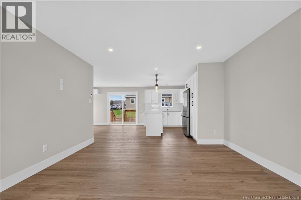 21 Alosier Crescent - 14