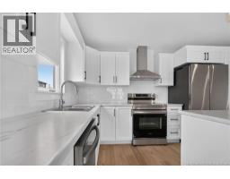 5pc Bathroom - 21 Alosier Crescent, Moncton, NB E1K0A1 Photo 6