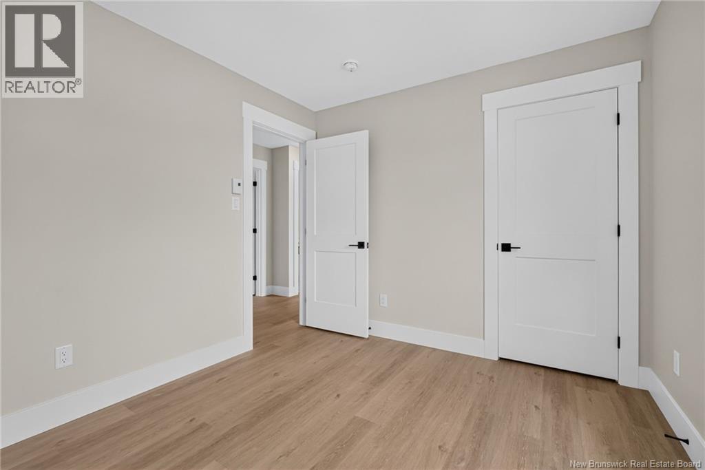 21 Alosier Crescent - Image 33