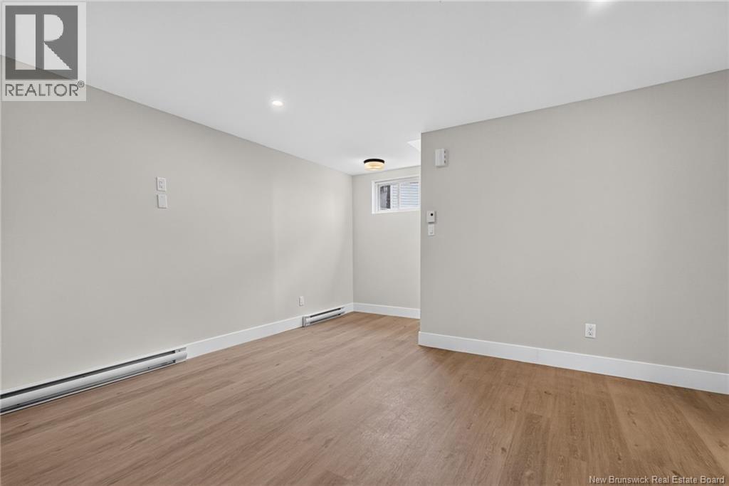 21 Alosier Crescent - 38
