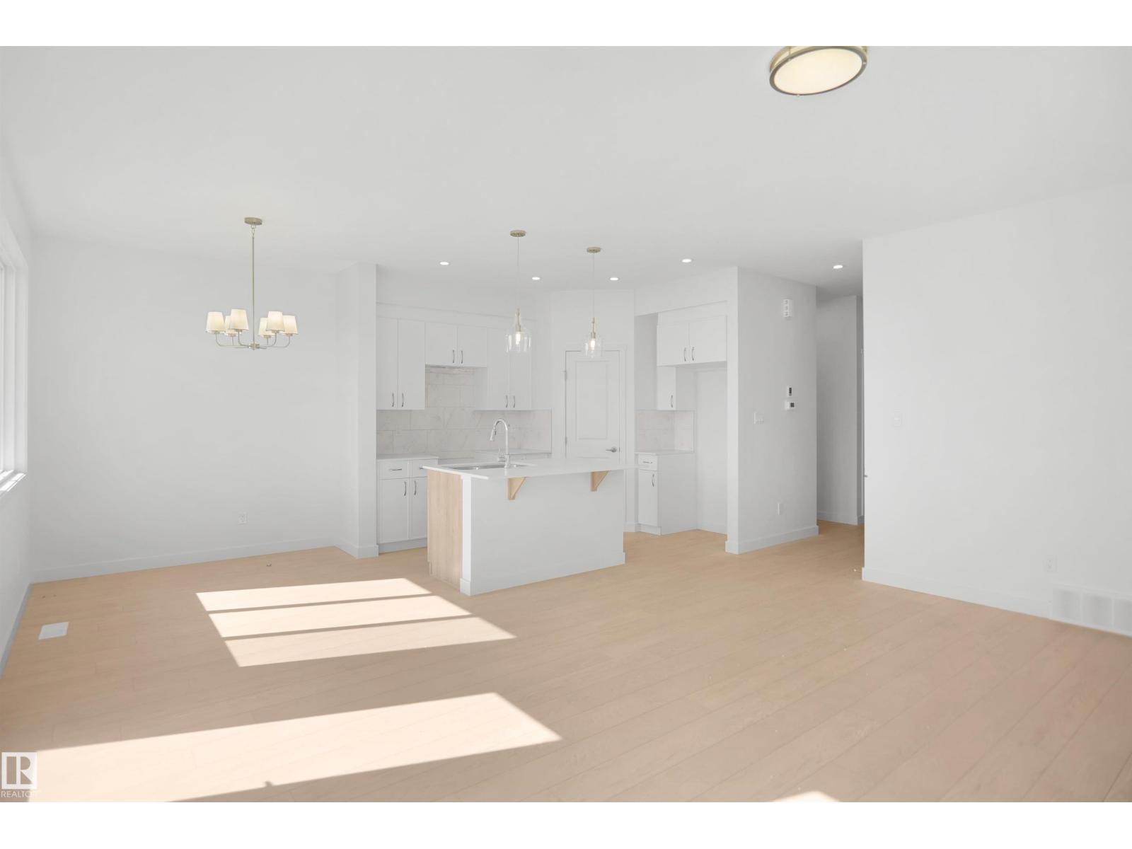 18967 28 AV NW, Edmonton — photo 9