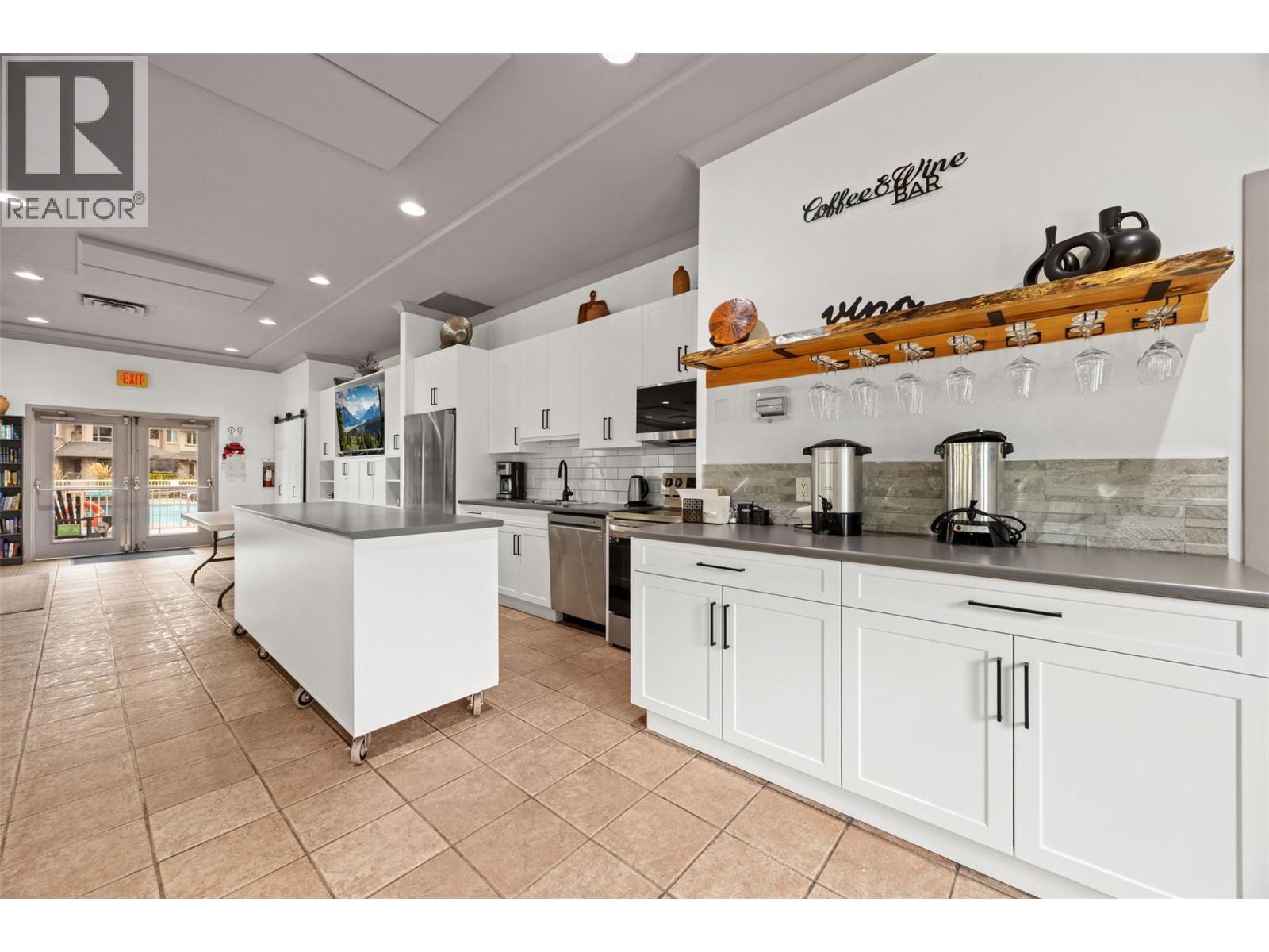 105 1960 Enterprise Way, Kelowna
