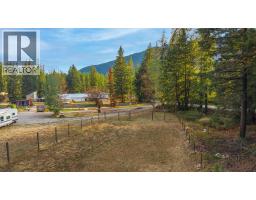 1368 Wenger Road, Arrow Creek, BC V0B1G9 Photo 8
