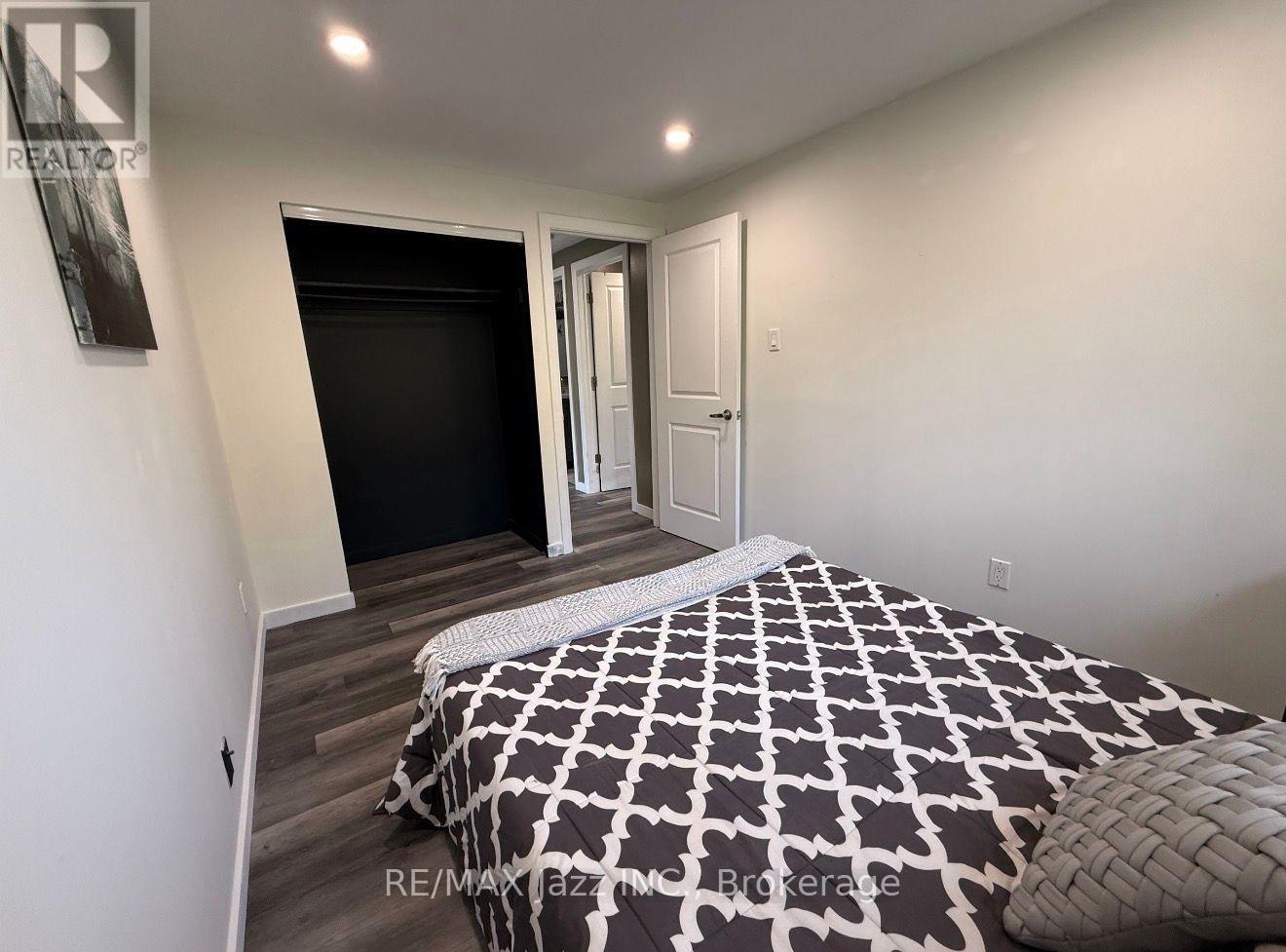 1293 LUDLOW COURT - Image 25