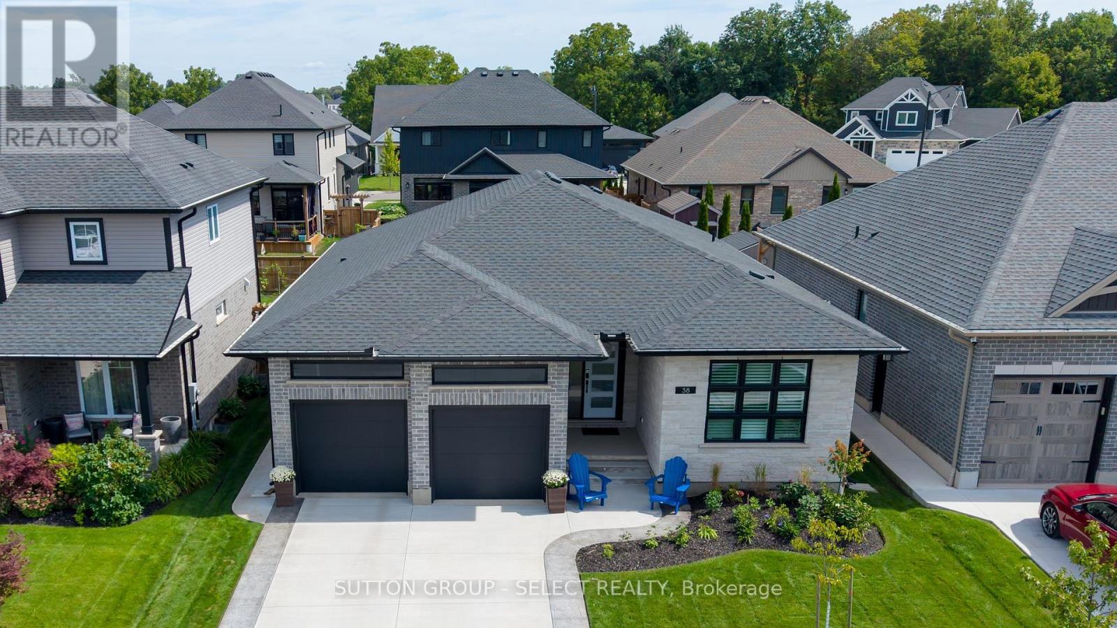 38 ROYAL DORNOCH DRIVE - 41
