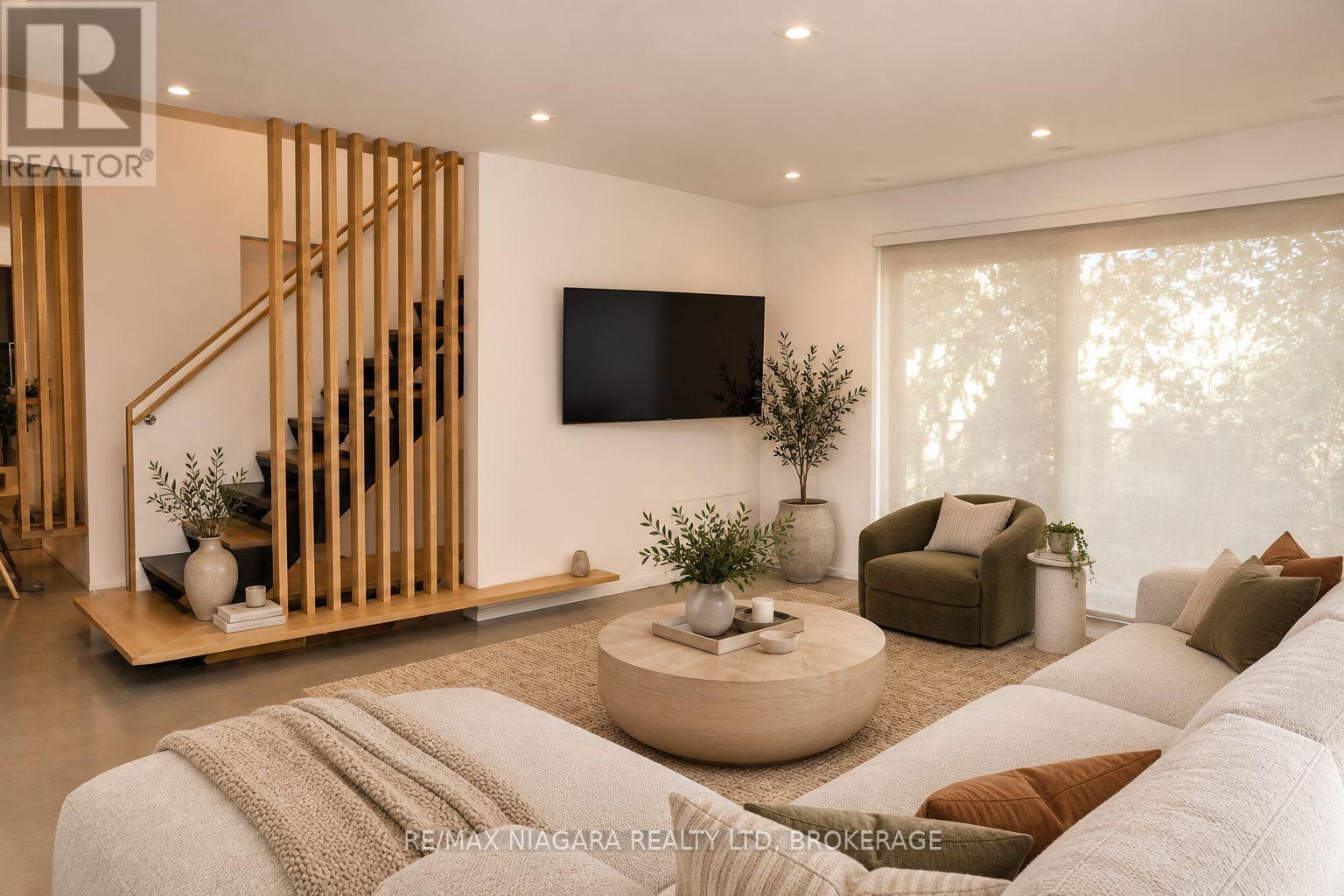 1 TIMBER LANE, St. Catharines (Lakeport) — photo 4