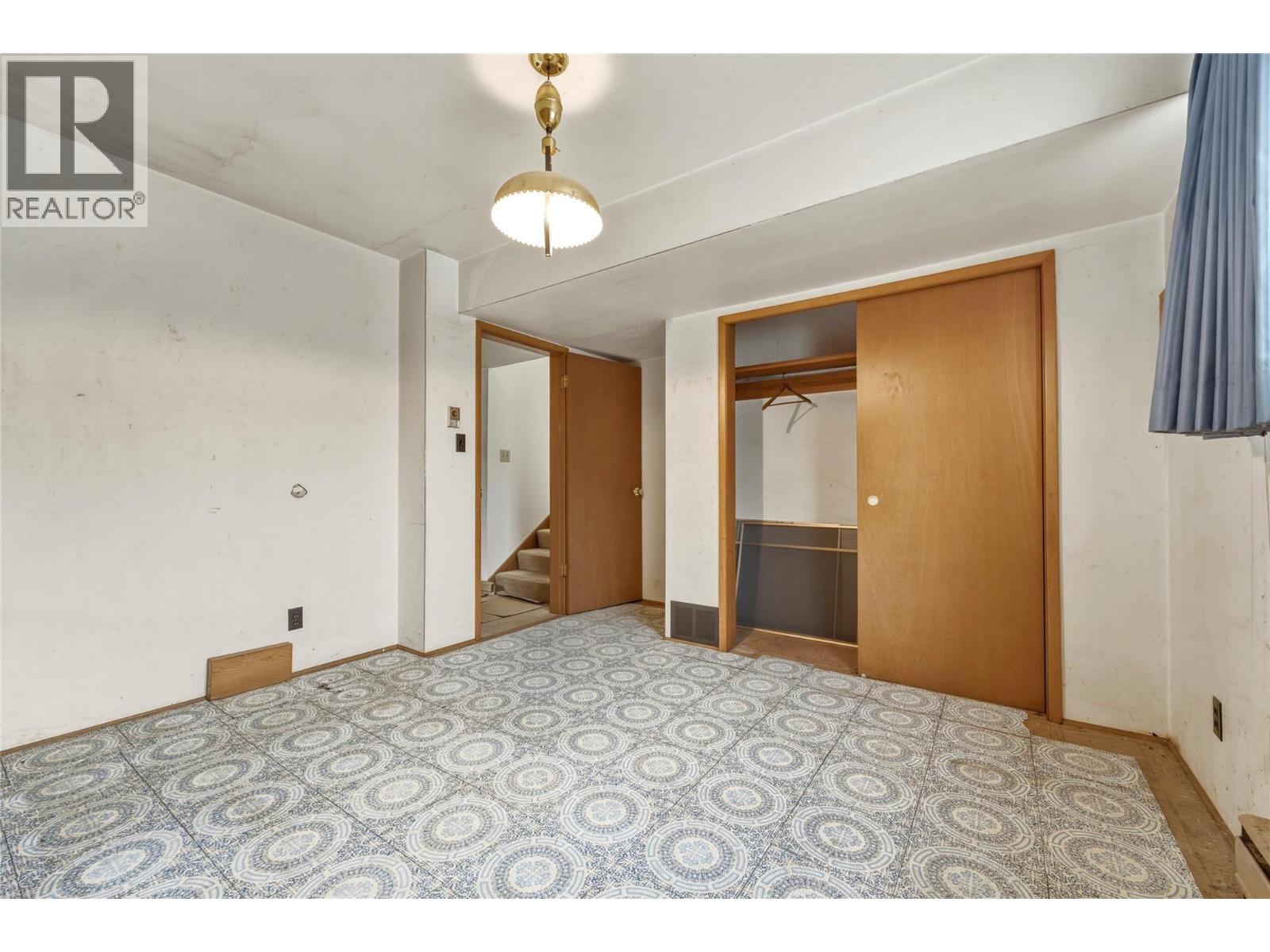 1201 8 Avenue NE - Image 20