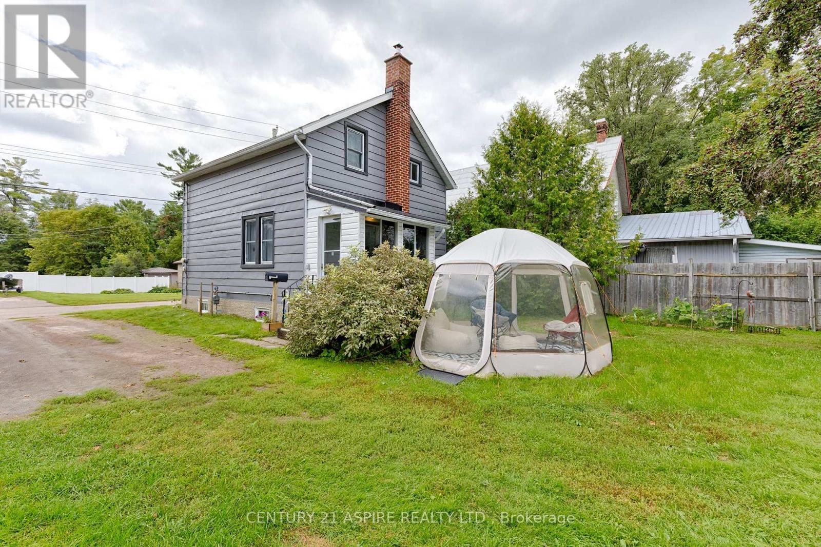 3 Bed, 1 Bath House for Sale in Pembroke – 648 MOFFAT STREET, Pembroke – MLS# X13763576 - Image 23