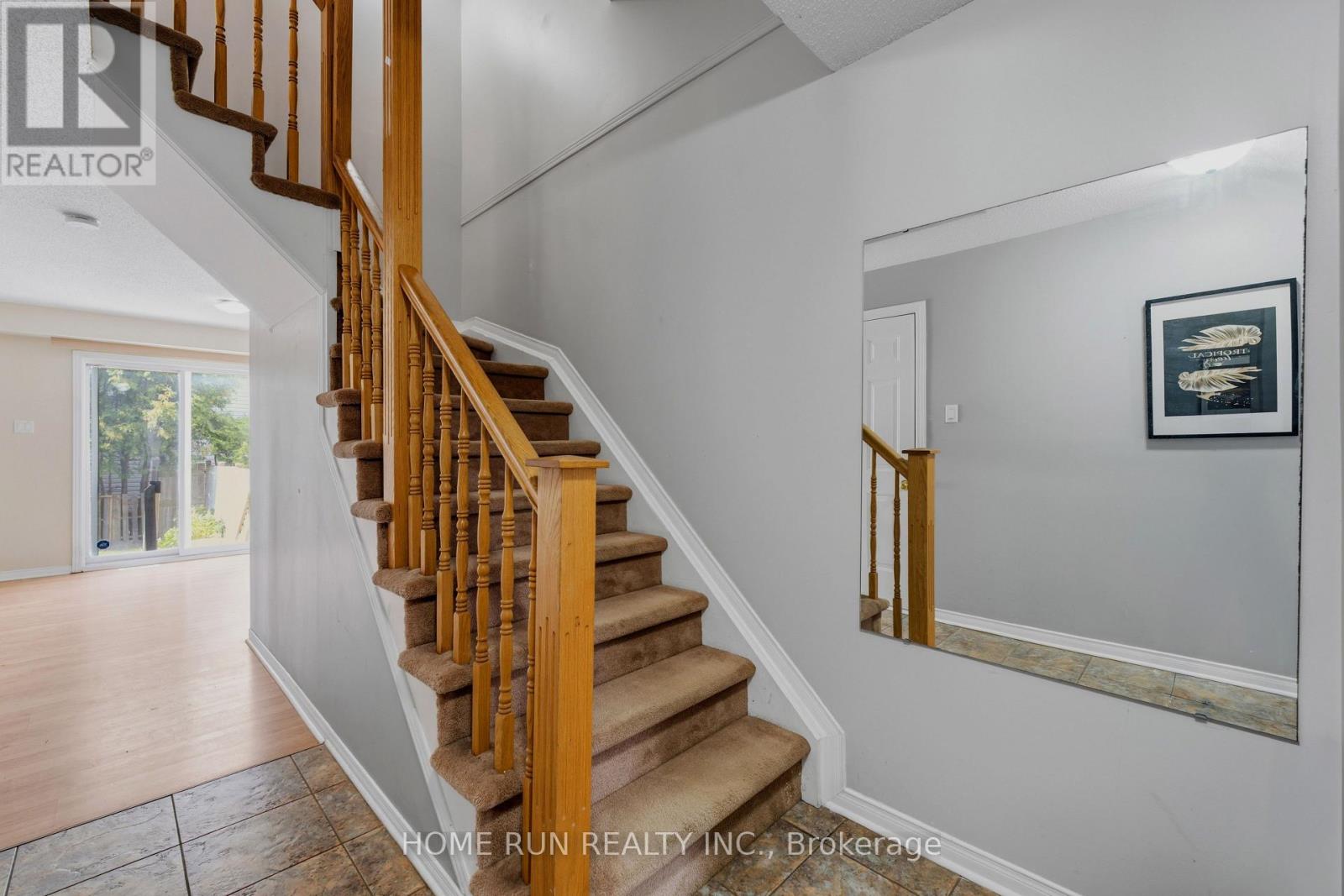 3 Bed, 3 Bath House for Sale in Ottawa – 2632 PALINGS PRIVATE, Ottawa – MLS# X13763508 - Image 11