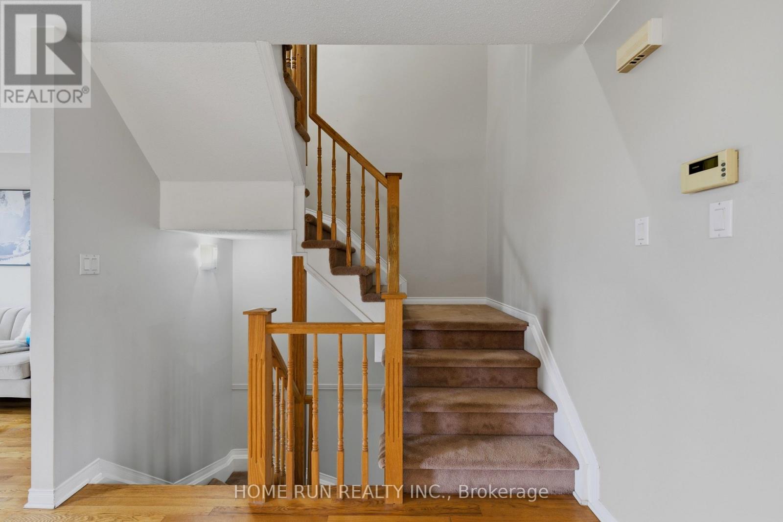 3 Bed, 3 Bath House for Sale in Ottawa – 2632 PALINGS PRIVATE, Ottawa – MLS# X13763508 - Image 12