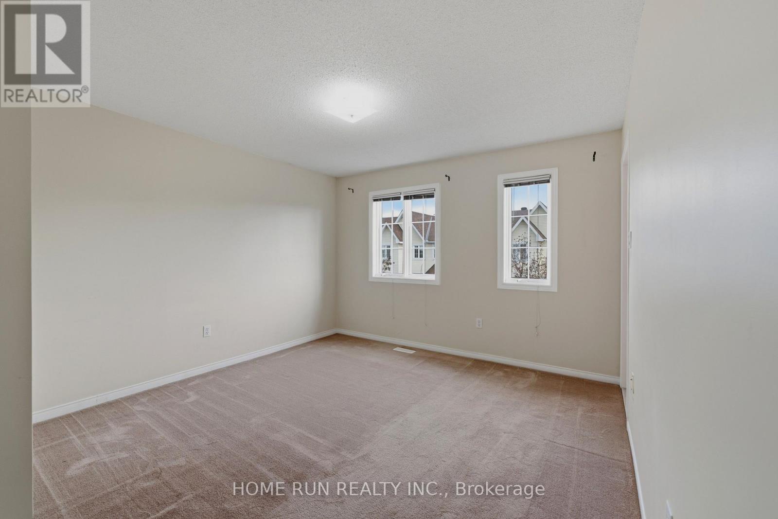 3 Bed, 3 Bath House for Sale in Ottawa – 2632 PALINGS PRIVATE, Ottawa – MLS# X13763508 - Image 35